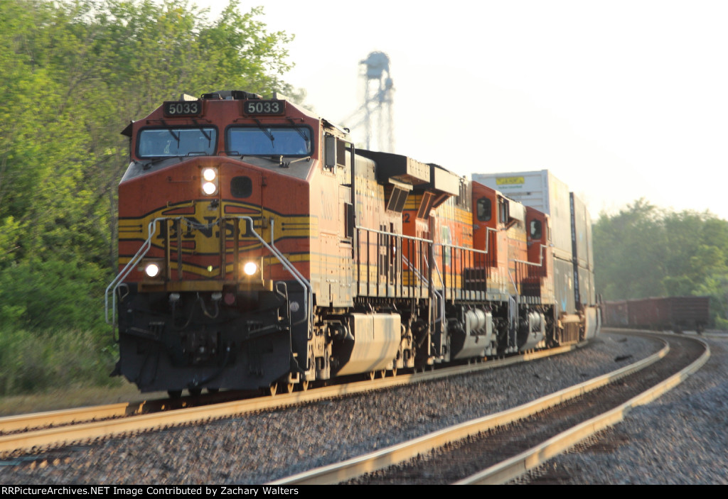 BNSF 5033